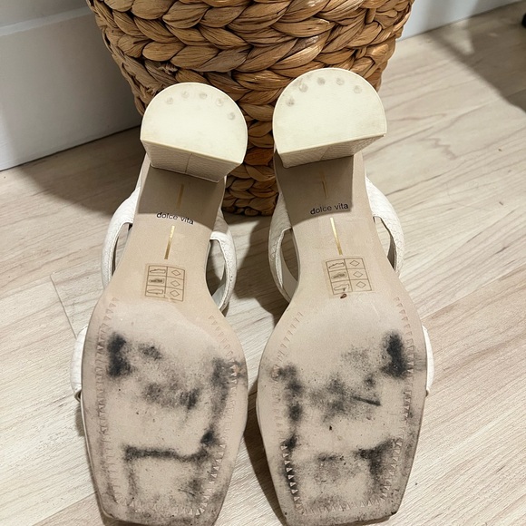 Dolce Vita Pascoe Sandal in Vintage Ivory - Picture 3 of 5